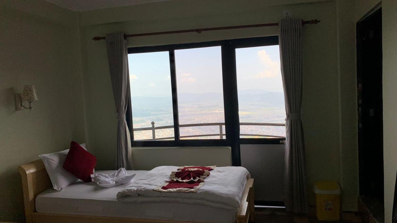Hotel Pristine Himalaya Pokhara Esterno foto