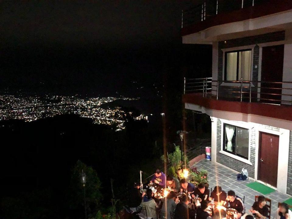 Hotel Pristine Himalaya Pokhara Esterno foto