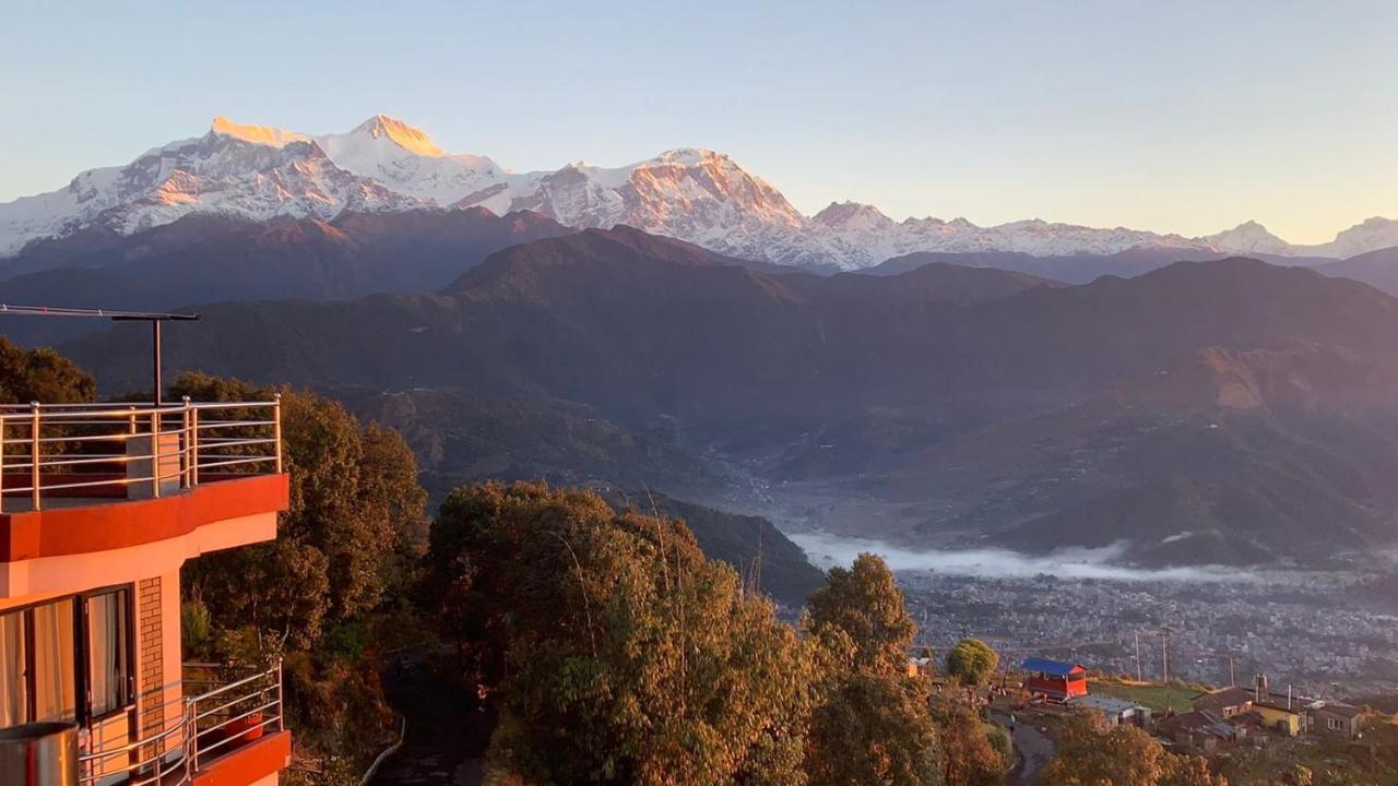 Hotel Pristine Himalaya Pokhara Esterno foto