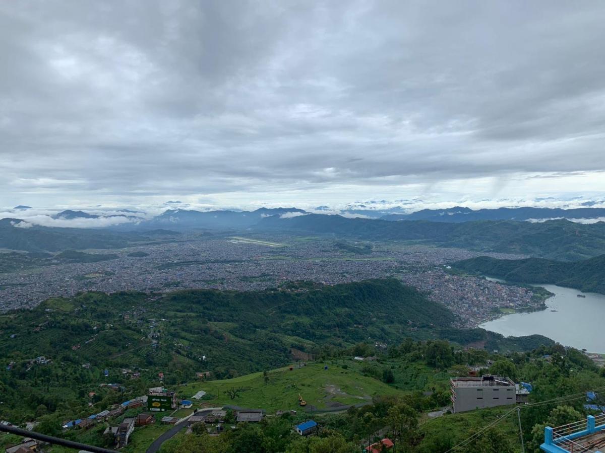 Hotel Pristine Himalaya Pokhara Esterno foto
