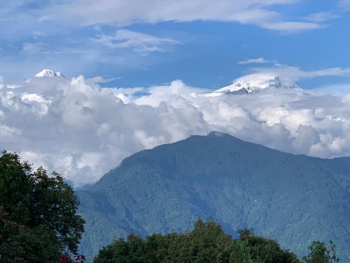 Hotel Pristine Himalaya Pokhara Esterno foto
